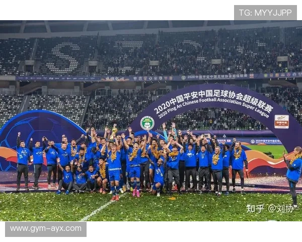 曾效力于江苏足球队的传奇球星与球队的辉煌时刻回顾