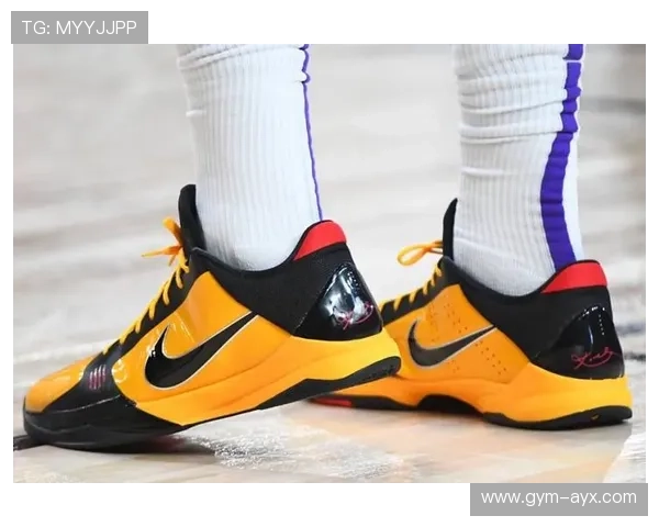 科比球星曾经代言的足球鞋是哪一款球迷热议答案揭晓